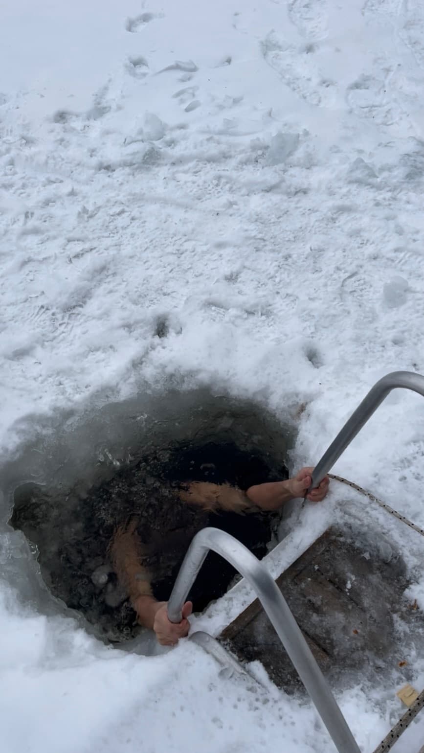 Join the team — winter plunge